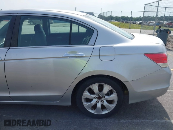 2010 Honda Accord EX-L z VIN 1HGCP3F85AA007255, wystawiony jako IAAI lot #42266441 z przebiegiem 156 221 mil mil oraz . Historia ofert i sprzedaży dostępna na DreamBid. Obrazek 15.