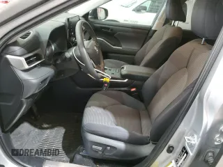 2022 Toyota Highlander L with VIN 5TDCZRAH6NS097981, listed as a Copart auction lot 54447185 with 60,934 mi miles and Salvage title. Bid and sale history available at DreamBid. Image 7.