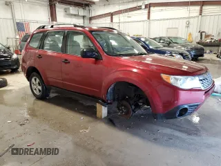2011 Subaru Forester X z VIN JF2SHBBC5BH706553, wystawiony jako Copart lot #57493265 z przebiegiem 138 454 mil mil oraz Czysty tytuł • Clean title. Historia ofert i sprzedaży dostępna na DreamBid. Obrazek 4.