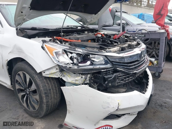 2017 Honda Accord Hybrid with VIN JHMCR6F36HC008930, listed as a IAAI auction lot 41601414 with 159,359 mi miles. Bid and sale history available at carsss.com. Image 6.