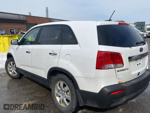 2012 Kia Sorento LX with VIN 5XYKT3A13CG306729, listed as a Copart auction lot 48946605 with 183,878 mi miles and Clean Title. Bid and sale history available at DreamBid. Image 3.