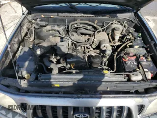 2001 Toyota Tacoma z VIN 5TENL42N81Z750762, wystawiony jako Copart lot #88701015 z przebiegiem 284 557 mil mil oraz Nie do naprawy • Non repairable. Historia ofert i sprzedaży dostępna na DreamBid. Obrazek 11.