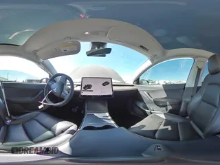 2021 Tesla Model Y Long Range z VIN 5YJYGDEE5MF275302, wystawiony jako Copart lot #54353875 z przebiegiem 63 196 mil mil oraz Szkoda całkowita • Salvage title. Historia ofert i sprzedaży dostępna na DreamBid. Obrazek 14.