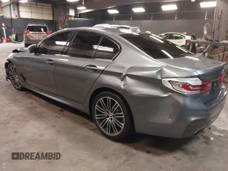 2019 BMW 5 Series 530i xDrive with VIN WBAJA7C54KG911943, listed as a IAAI auction lot 41708165 with 92,948 mi miles. Bid and sale history available at carsss.com. Image 3.