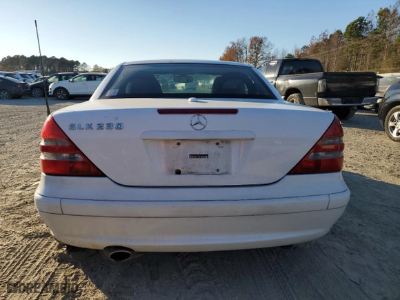 2001 Mercedes-Benz SLK-Class Kompressor with VIN WDBKK49F11F182130, listed as a Copart auction lot 83559514 with 222,765 mi miles and Clean Title. Bid and sale history available at carsss.com. Image 6.