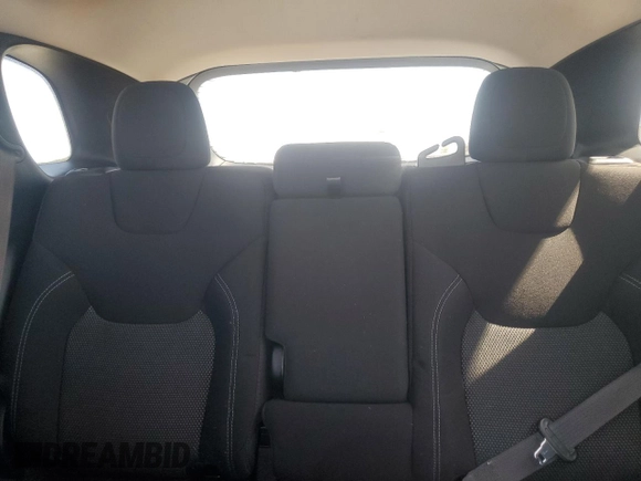2020 Jeep Cherokee Latitude with VIN 1C4PJLCB5LD561415, listed as a Copart auction lot 61106095 with 120,107 mi miles and Salvage title. Bid and sale history available at DreamBid. Image 10.