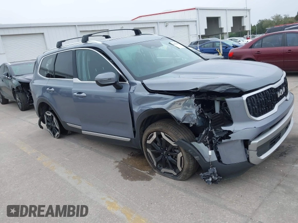 2023 Kia Telluride EX with VIN 5XYP34GC7PG356057, listed as a IAAI auction lot 41475968 with 37,832 mi miles and . Bid and sale history available at DreamBid. Image 13.