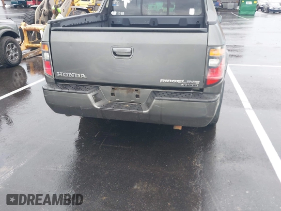 2008 Honda Ridgeline RTL with VIN 2HJYK16528H517003, listed as a IAAI auction lot 42158154 with 179,115 mi miles. Bid and sale history available at carsss.com. Image 6.