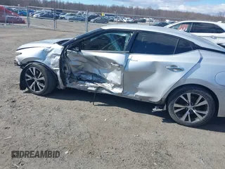 2016 Nissan Maxima SV z VIN 1N4AA6AP4GC446635, wystawiony jako IAAI lot #41672861 z przebiegiem 118 377 mil mil oraz . Historia ofert i sprzedaży dostępna na DreamBid. Obrazek 6.