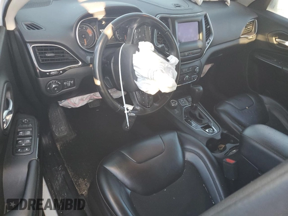 2020 Jeep Cherokee Altitude with VIN 1C4PJMLX9LD511845, listed as a Copart auction lot 46396405 with 122,338 mi miles and Salvage Title. Bid and sale history available at DreamBid. Image 8.