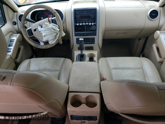 2006 Mercury Mountaineer Luxury with VIN 4M2EU37E76UJ26560, listed as a Copart auction lot 61408055 with 155,032 mi miles and Salvage title. Bid and sale history available at DreamBid. Image 8.