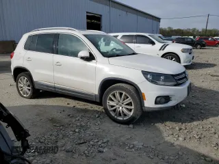 2012 Volkswagen Tiguan S with VIN WVGBV7AX5CW548166, listed as a Copart auction lot 54235285 with 184,338 mi miles and Clean Title. Bid and sale history available at DreamBid. Image 4.