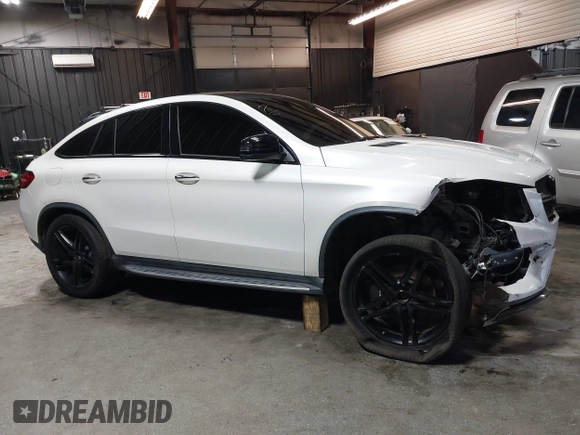 2017 Mercedes-Benz GLE 43 AMG z VIN 4JGED6EB3HA057334, wystawiony jako IAAI lot #42368824 z przebiegiem 81 749 mil mil oraz . Historia ofert i sprzedaży dostępna na DreamBid. Obrazek 14.