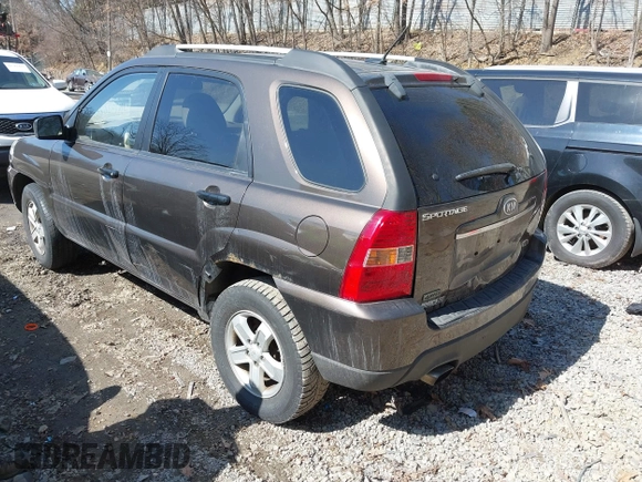 2010 Kia Sportage LX with VIN KNDKGCA32A7669068, listed as a IAAI auction lot 41783154 with 168,226 mi miles and . Bid and sale history available at carsss.com. Image 3.