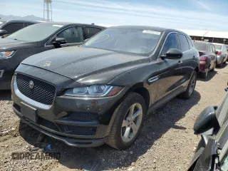 2019 Jaguar F-Pace 25t z VIN SADCS2FX9KA601836, wystawiony jako Copart lot #56493255 z przebiegiem 80 825 mil mil oraz Szkoda całkowita • Salvage title. Historia ofert i sprzedaży dostępna na DreamBid. Obrazek 1.