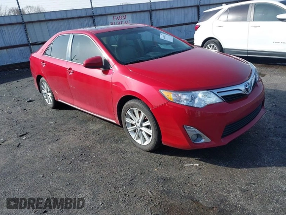 2013 Toyota Camry L with VIN 4T4BF1FKXDR328726, listed as a IAAI auction lot 41450326 with 178,641 mi miles. Bid and sale history available at carsss.com. Image 1.