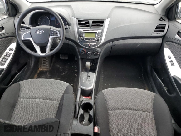 2012 Hyundai Accent GS z VIN KMHCT5AE0CU015960, wystawiony jako Copart lot #52250035 z przebiegiem 93 818 mil mil oraz Szkoda całkowita • Salvage title. Historia ofert i sprzedaży dostępna na DreamBid. Obrazek 8.