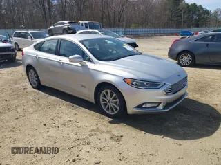 2017 Ford Fusion SE with VIN 3FA6P0PU9HR275687, listed as a IAAI auction lot 41839059 with 119,829 mi miles and . Bid and sale history available at carsss.com. Image 1.