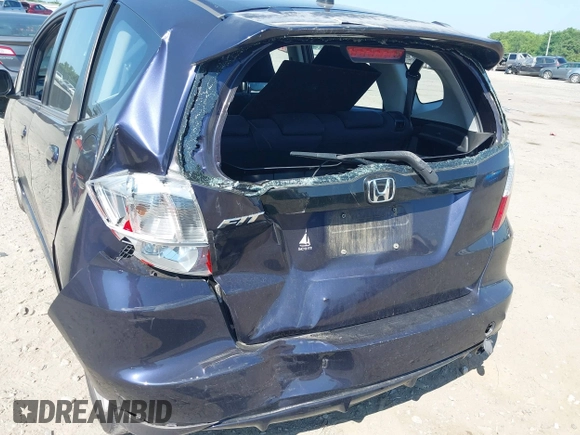 2010 Honda Fit Sport with VIN JHMGE8H42AC008766, listed as a IAAI auction lot 42579084 with Not provided miles and . Bid and sale history available at DreamBid. Image 6.