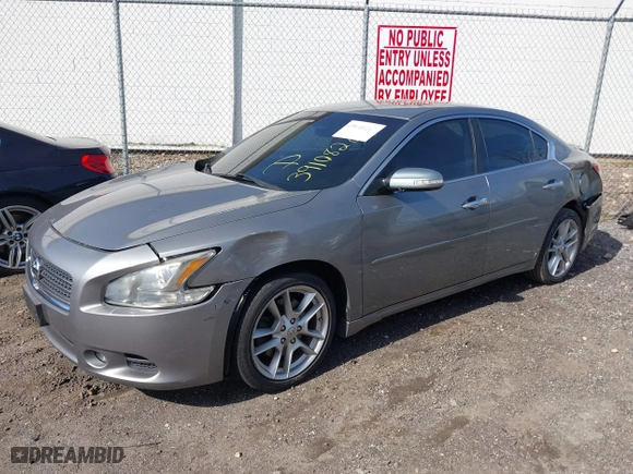 2009 Nissan Maxima 3.5 S with VIN 1N4AA51E89C813578, listed as a IAAI auction lot 39108267 with 148,937 mi miles. Bid and sale history available at carsss.com. Image 2.