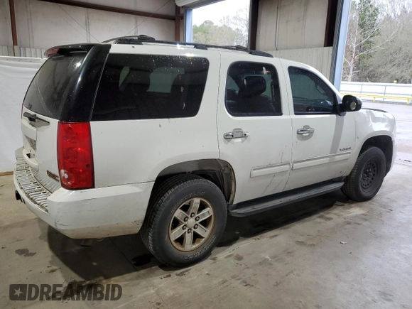 2013 GMC Yukon SLE with VIN 1GKS1AE06DR281179, listed as a Copart auction lot 87761895 with 222,603 mi miles and Salvage Title. Bid and sale history available at carsss.com. Image 3.