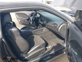 2019 Dodge Challenger R/T Scat Pack with VIN 2C3CDZFJ4KH618527, listed as a IAAI auction lot 41842986 with 106,389 mi miles. Bid and sale history available at carsss.com. Image 5.