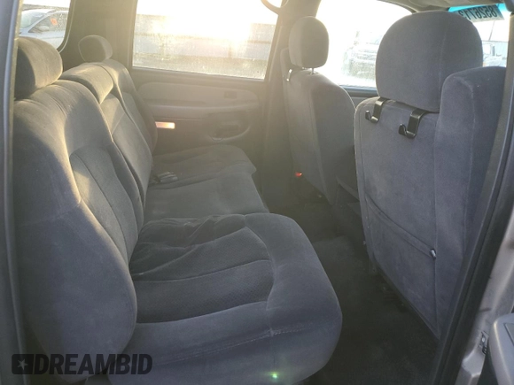 2002 Chevrolet Suburban Z71 with VIN 3GNFK16ZX2G218257, listed as a Copart auction lot 85267134 with 207,056 mi miles and Salvage Title. Bid and sale history available at carsss.com. Image 12.