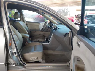 2005 Nissan Maxima SE with VIN 1N4BA41E55C873827, listed as a IAAI auction lot 42433330 with 173,473 mi miles and . Bid and sale history available at DreamBid. Image 5.