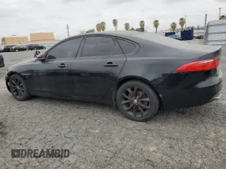 2017 Jaguar XF 20d Premium with VIN SAJBD4BN1HCY32312, listed as a Copart auction lot 53319825 with 101,569 mi miles and Clean Title. Bid and sale history available at carsss.com. Image 2.