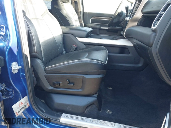 2019 Ram 2500 Laramie with VIN 3C6UR5FL1KG640911, listed as a IAAI auction lot 41668058 with 35,520 mi miles. Bid and sale history available at carsss.com. Image 6.