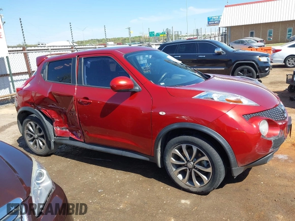 2014 Nissan Juke S with VIN JN8AF5MR0ET451948, listed as a IAAI auction lot 42035893 with 123,698 mi miles and . Bid and sale history available at carsss.com. Image 13.