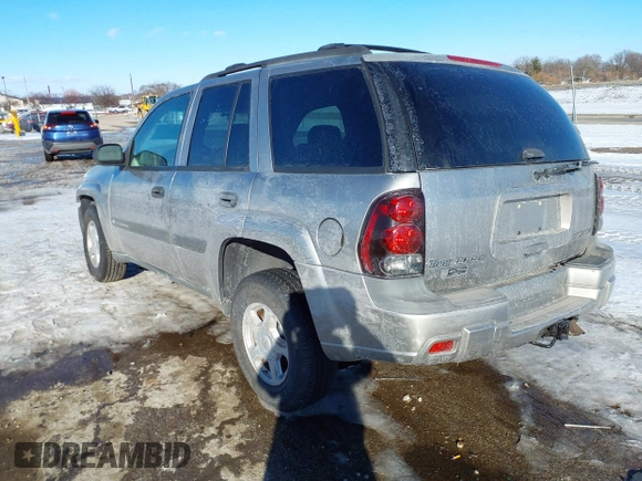2003 Chevrolet TrailBlazer LS with VIN 1GNDT13SX32136311, listed as a IAAI auction lot 41355242 with 133,817 mi miles. Bid and sale history available at carsss.com. Image 3.