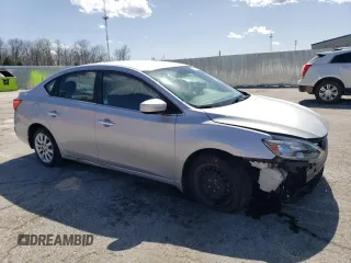 2019 Nissan Sentra S z VIN 3N1AB7AP1KY456698, wystawiony jako Copart lot #52703265 z przebiegiem 55 073 mil mil oraz Szkoda całkowita • Salvage title. Historia ofert i sprzedaży dostępna na DreamBid. Obrazek 4.