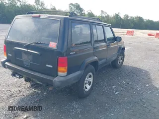 2001 Jeep Cherokee Sport with VIN 1J4FF48S01L623618, listed as a IAAI auction lot 42508808 with Not provided miles and . Bid and sale history available at DreamBid. Image 4.