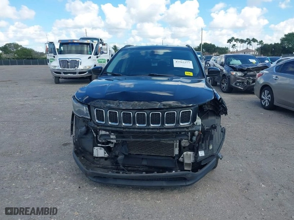 2020 Jeep Compass Latitude w/Sun/Safety Pkg with VIN 3C4NJCBB4LT253364, listed as a IAAI auction lot 41565377 with 60,551 mi miles. Bid and sale history available at carsss.com. Image 13.