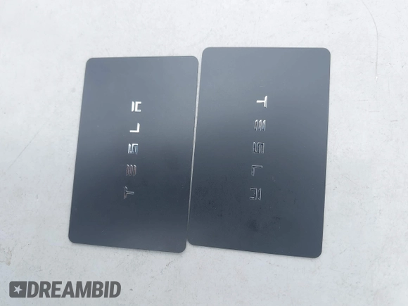 2018 Tesla Model 3 Long Range Battery z VIN 5YJ3E1EA6JF160859, wystawiony jako IAAI lot #42149636 z przebiegiem 81 159 mil mil oraz . Historia ofert i sprzedaży dostępna na DreamBid. Obrazek 11.