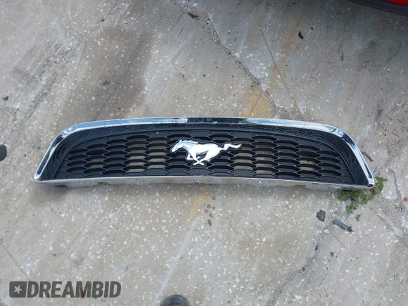 2014 Ford Mustang V6 с VIN 1ZVBP8AM8E5206985, выставлен на аукционе IAAI как лот 42155843 с пробегом 110 363 миль миль и . История ставок и продаж доступна на DreamBid. Изображение 12.