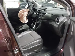 2022 Chevrolet Trax LT with VIN KL7CJPSM8NB543754, listed as a IAAI auction lot 41521615 with 41,291 mi miles. Bid and sale history available at carsss.com. Image 5.