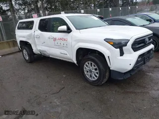 2024 Toyota Tacoma 4WD SR5 with VIN 3TYLB5JN0RT006653, listed as a IAAI auction lot 41761943 with 4,462 mi miles. Bid and sale history available at carsss.com. Image 1.