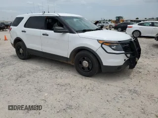 2015 Ford Utility Police Interceptor with VIN 1FM5K8AR7FGC66770, listed as a Copart auction lot 61900984 with 278,249 mi miles and Salvage Title. Bid and sale history available at carsss.com. Image 4.