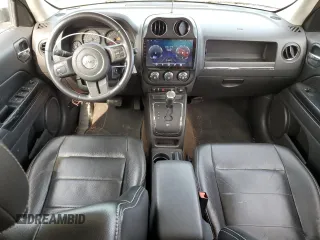 2014 Jeep Patriot Latitude z VIN 1C4NJPFA1ED680177, wystawiony jako Copart lot #58317165 z przebiegiem 40 806 mil mil oraz Szkoda całkowita • Salvage title. Historia ofert i sprzedaży dostępna na DreamBid. Obrazek 8.