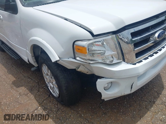 2011 Ford Expedition XLT with VIN 1FMJU1H58BEF54161, listed as a IAAI auction lot 42442617 with 145,864 mi miles and . Bid and sale history available at DreamBid. Image 6.