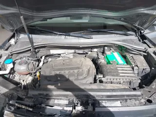 2018 Volkswagen Tiguan SEL with VIN 3VV3B7AX6JM054849, listed as a IAAI auction lot 42303112 with 87,574 mi miles and . Bid and sale history available at DreamBid. Image 10.