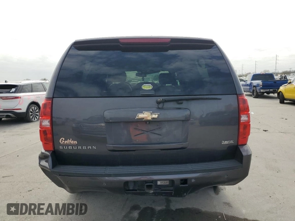 2010 Chevrolet Suburban LT with VIN 1GNUCJE06AR291731, listed as a Copart auction lot 42955925 with 256,389 mi miles and Salvage Title. Bid and sale history available at carsss.com. Image 6.