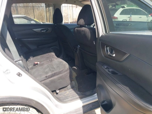 2015 Nissan Rogue SV with VIN 5N1AT2MK6FC761458, listed as a IAAI auction lot 41773845 with 110540 miles. Bid and sale history available at carsss.com. Image 8.