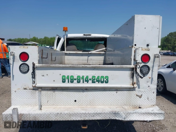 2004 Ford F-250 with VIN 1FDNF20L14ED47044, listed as a IAAI auction lot 42065827 with 250,998 mi miles and . Bid and sale history available at DreamBid. Image 17.