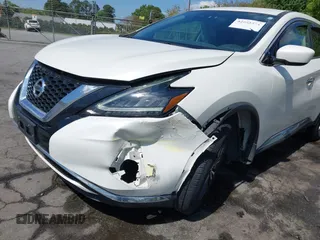 2022 Nissan Murano S z VIN 5N1AZ2AS0NC115785, wystawiony jako IAAI lot #42055354 z przebiegiem 38 536 mil mil oraz . Historia ofert i sprzedaży dostępna na DreamBid. Obrazek 6.
