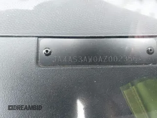 2010 Mitsubishi Outlander SE z VIN JA4AS3AW0AZ002356, wystawiony jako IAAI lot #42342080 z przebiegiem 113 867 mil mil oraz . Historia ofert i sprzedaży dostępna na DreamBid. Obrazek 12.