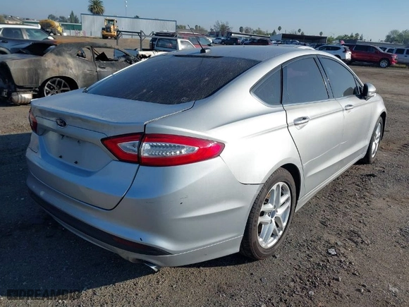 2016 Ford Fusion SE with VIN 1FA6P0H71G5105978, listed as a IAAI auction lot 41572686 with 163,323 mi miles. Bid and sale history available at carsss.com. Image 4.
