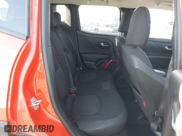 2017 Jeep Renegade Trailhawk z VIN ZACCJBCB7HPF25940, wystawiony jako IAAI lot #41372188 z przebiegiem 146 817 mil mil oraz . Historia ofert i sprzedaży dostępna na DreamBid. Obrazek 8.